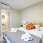 Carmen Hotel